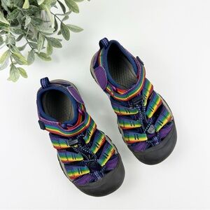 Keen Newport H2 Closed Toe Water Sandal Girl's Size 1